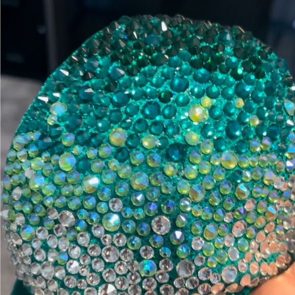 Beautiful custom made Competition bikini. - Picture 5 of 5